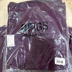 BNWT Rafaela Scrub Top